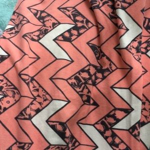 Lularoe Coral chevron TC (Tall and Curvy) leggings
